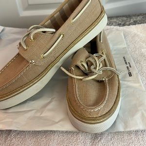 Near new Sperry Topsiders